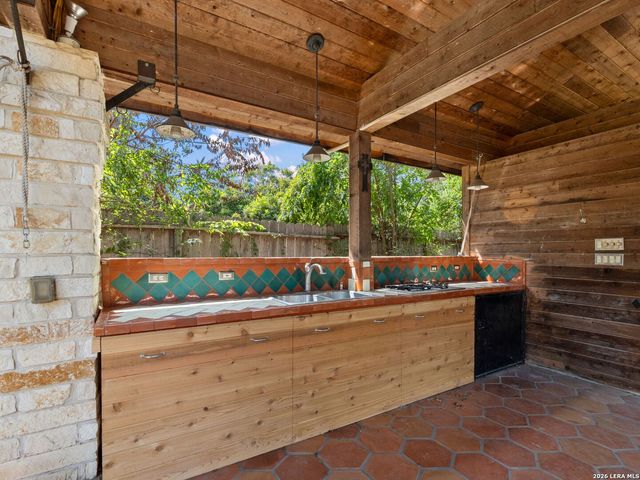 102 Riviera Drive, San Antonio, TX 78213