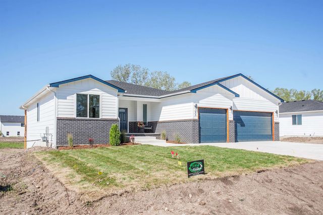 195 S Arbor Valley Way, Valley Center, KS 67147