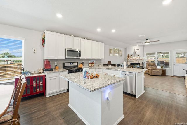1658 Ranch House, New Braunfels, TX 78132