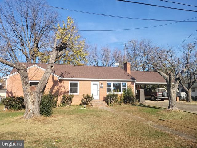 113 SOUTHGATE AVE, Fredericksburg, VA 22408