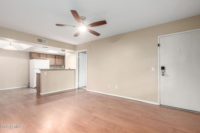 1720 E THUNDERBIRD Road 1037, Phoenix, AZ 85022