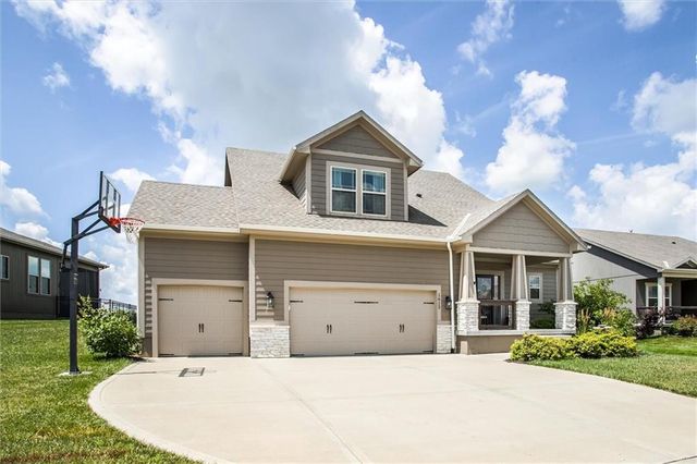 1612 March Lane, Raymore, MO 64083