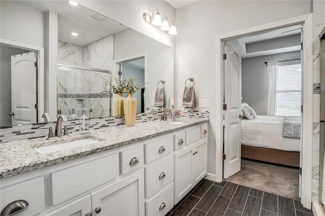 1612 March Lane, Raymore, MO 64083