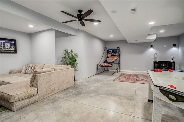 1612 March Lane, Raymore, MO 64083