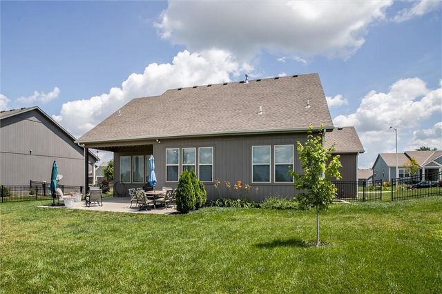 1612 March Lane, Raymore, MO 64083
