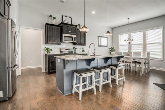 1612 March Lane, Raymore, MO 64083