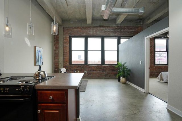 1535 Walnut Street 705, Kansas City, MO 64108