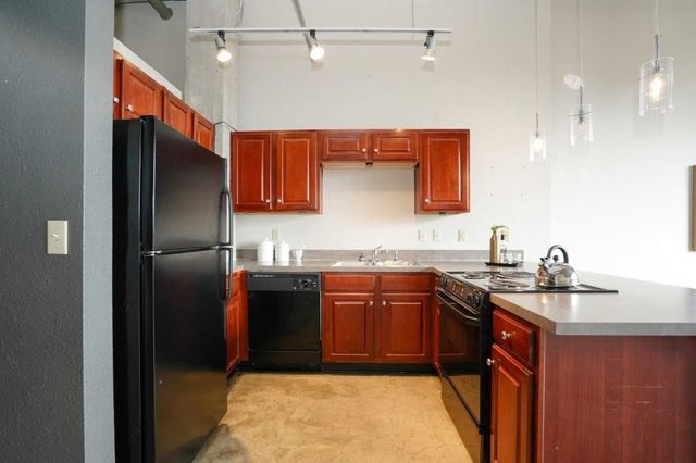 1535 Walnut Street 705, Kansas City, MO 64108
