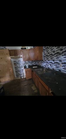 753 Cleveland Avenue, South Bend, IN 46628