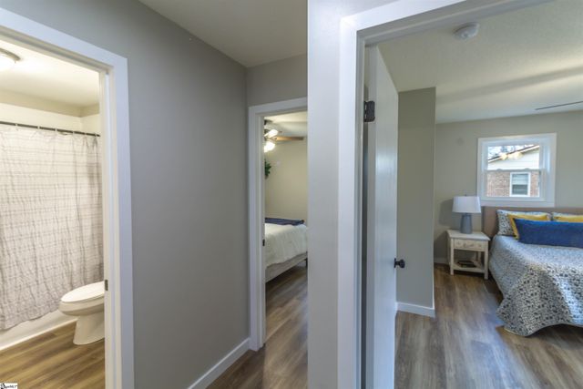 319 E Hampton Avenue, Honea Path, SC 29654