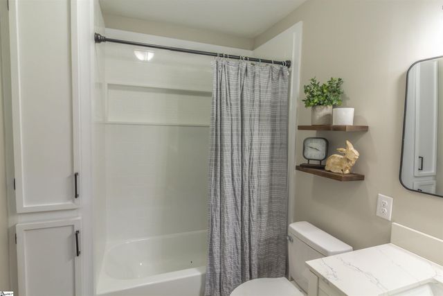 319 E Hampton Avenue, Honea Path, SC 29654