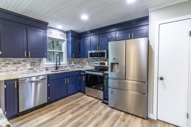 319 E Hampton Avenue, Honea Path, SC 29654