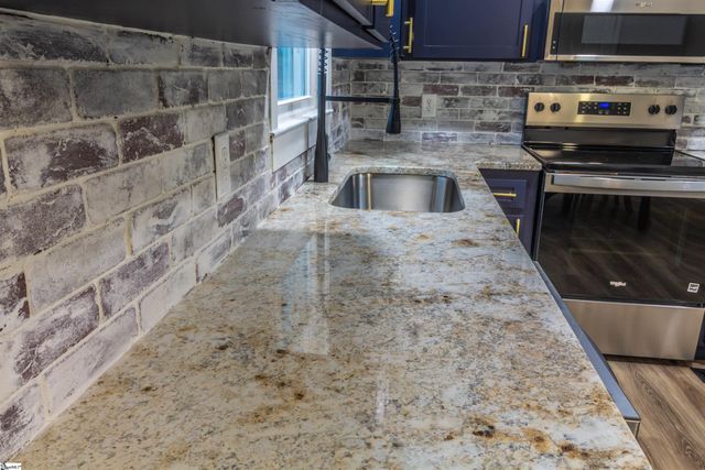 319 E Hampton Avenue, Honea Path, SC 29654