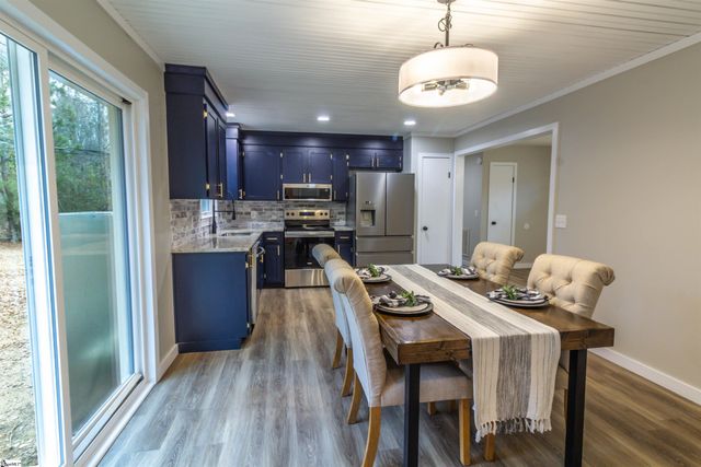 319 E Hampton Avenue, Honea Path, SC 29654