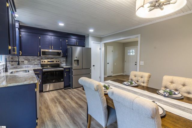 319 E Hampton Avenue, Honea Path, SC 29654