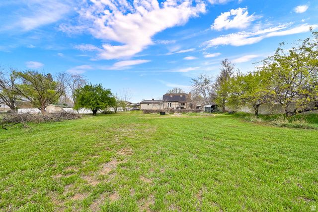 2195 W 800 N, West Point, UT 84015