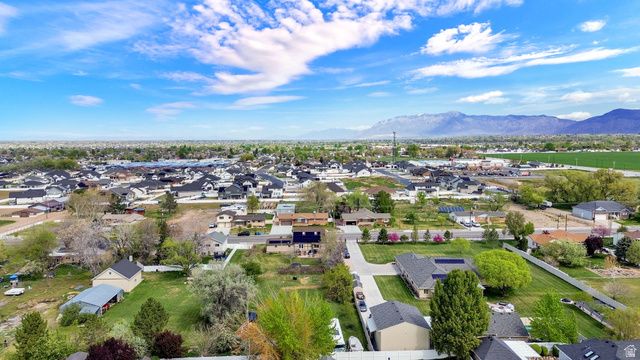 2195 W 800 N, West Point, UT 84015