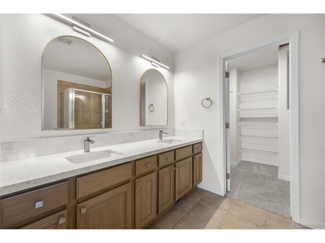 9881 E Carolina Pl, Aurora, CO 80247