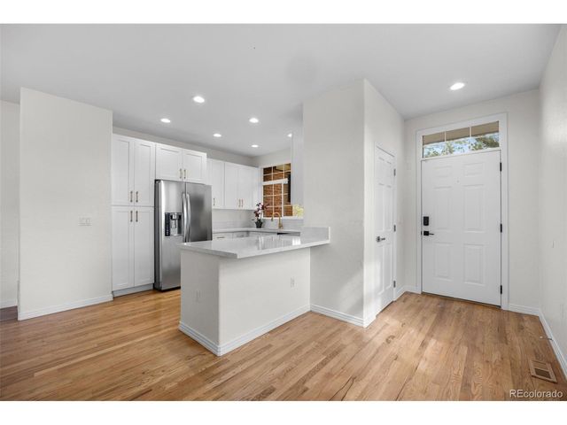 9881 E Carolina Pl, Aurora, CO 80247