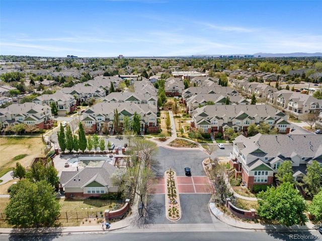 9881 E Carolina Pl, Aurora, CO 80247