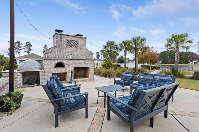 318 Tupelo Lake Drive, Summerville, SC 29486