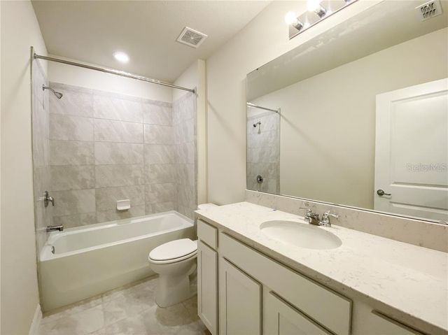 17434 MILLION LAKES COURT, Clermont, FL 34714