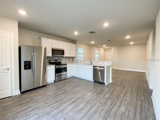 17434 MILLION LAKES COURT, Clermont, FL 34714