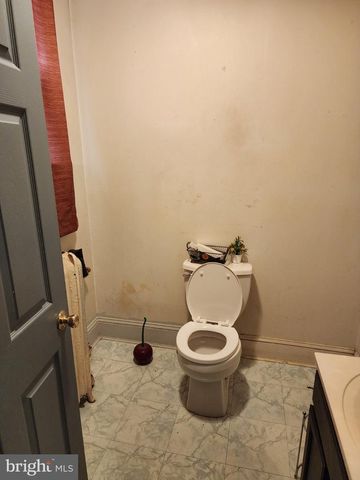 2813 THE ALAMEDA, Baltimore, MD 21218