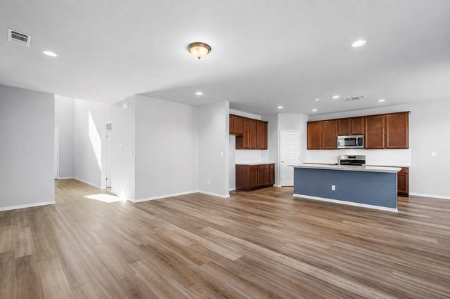 453a Gaida LOOP, Georgetown, TX 78628