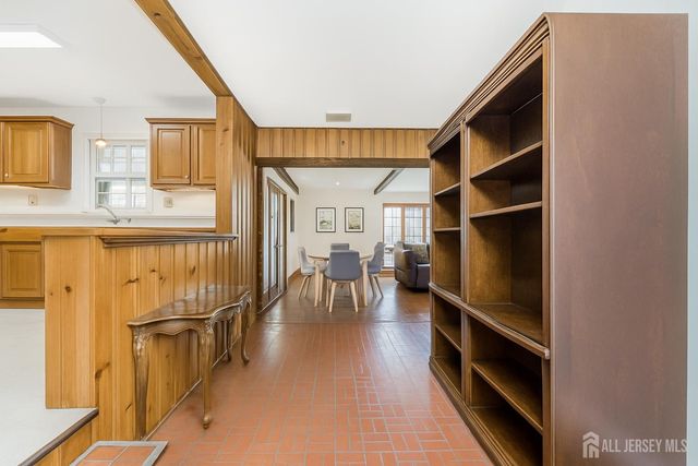 64 Pennington Road, New Brunswick, NJ 08901