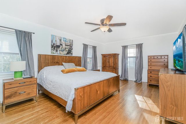 64 Pennington Road, New Brunswick, NJ 08901