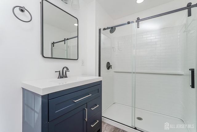 64 Pennington Road, New Brunswick, NJ 08901