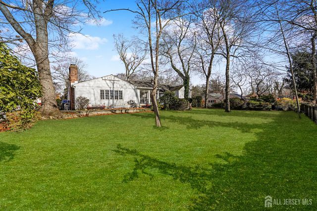 64 Pennington Road, New Brunswick, NJ 08901