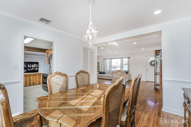 64 Pennington Road, New Brunswick, NJ 08901