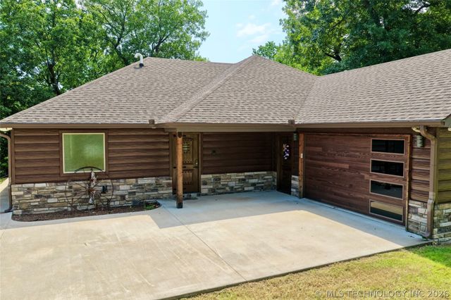 117051 S 4238 Road, Eufaula, OK 74432
