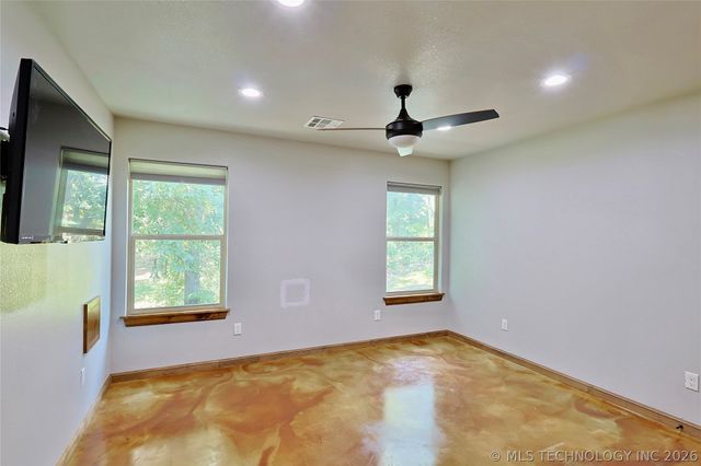 117051 S 4238 Road, Eufaula, OK 74432