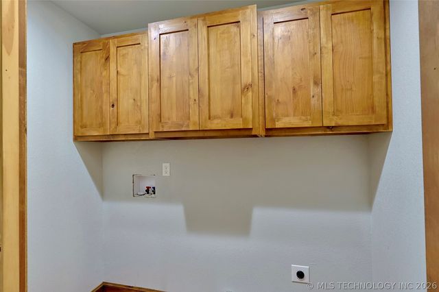 117051 S 4238 Road, Eufaula, OK 74432