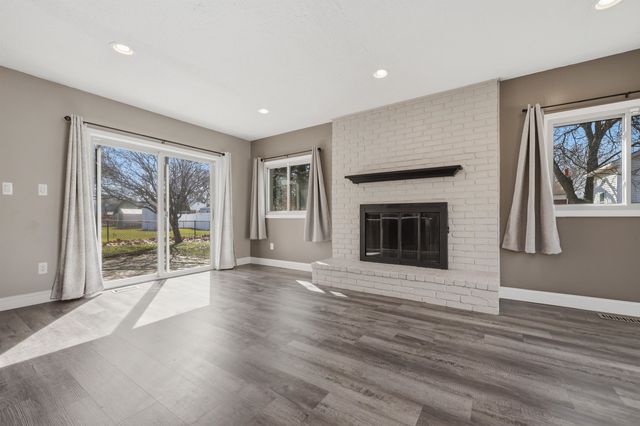 45573 Keding Street, Utica, MI 48317