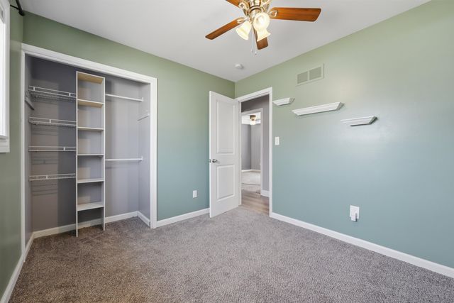 45573 Keding Street, Utica, MI 48317