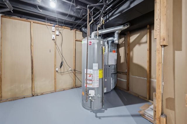 45573 Keding Street, Utica, MI 48317