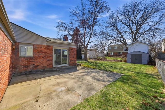 45573 Keding Street, Utica, MI 48317