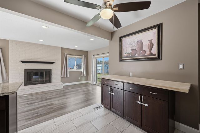 45573 Keding Street, Utica, MI 48317