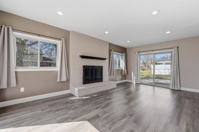 45573 Keding Street, Utica, MI 48317