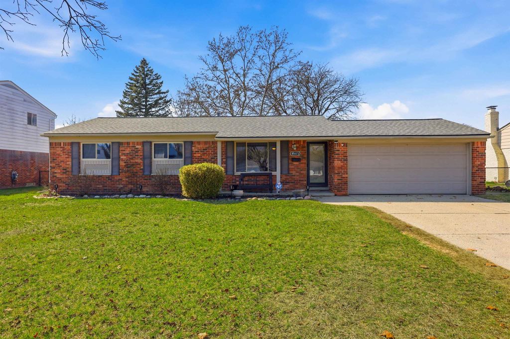 45573 Keding Street, Utica, MI 48317