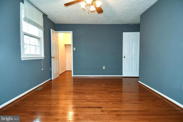 6724 DOLPHIN CT, Waldorf, MD 20603