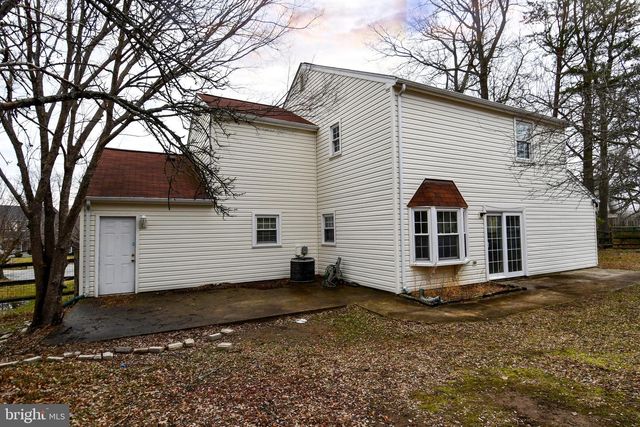 6724 DOLPHIN CT, Waldorf, MD 20603