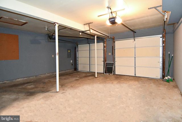 6724 DOLPHIN CT, Waldorf, MD 20603