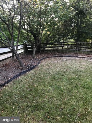 6724 DOLPHIN CT, Waldorf, MD 20603