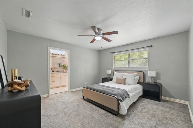 1700 N Preston Street, Ennis, TX 75119