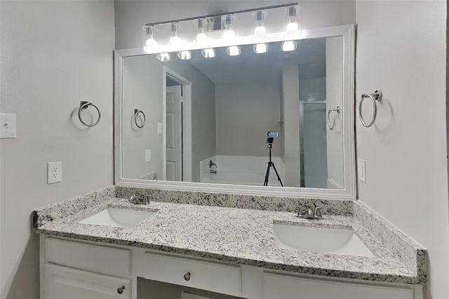 21469 Towerguard Drive, Kingwood, TX 77339